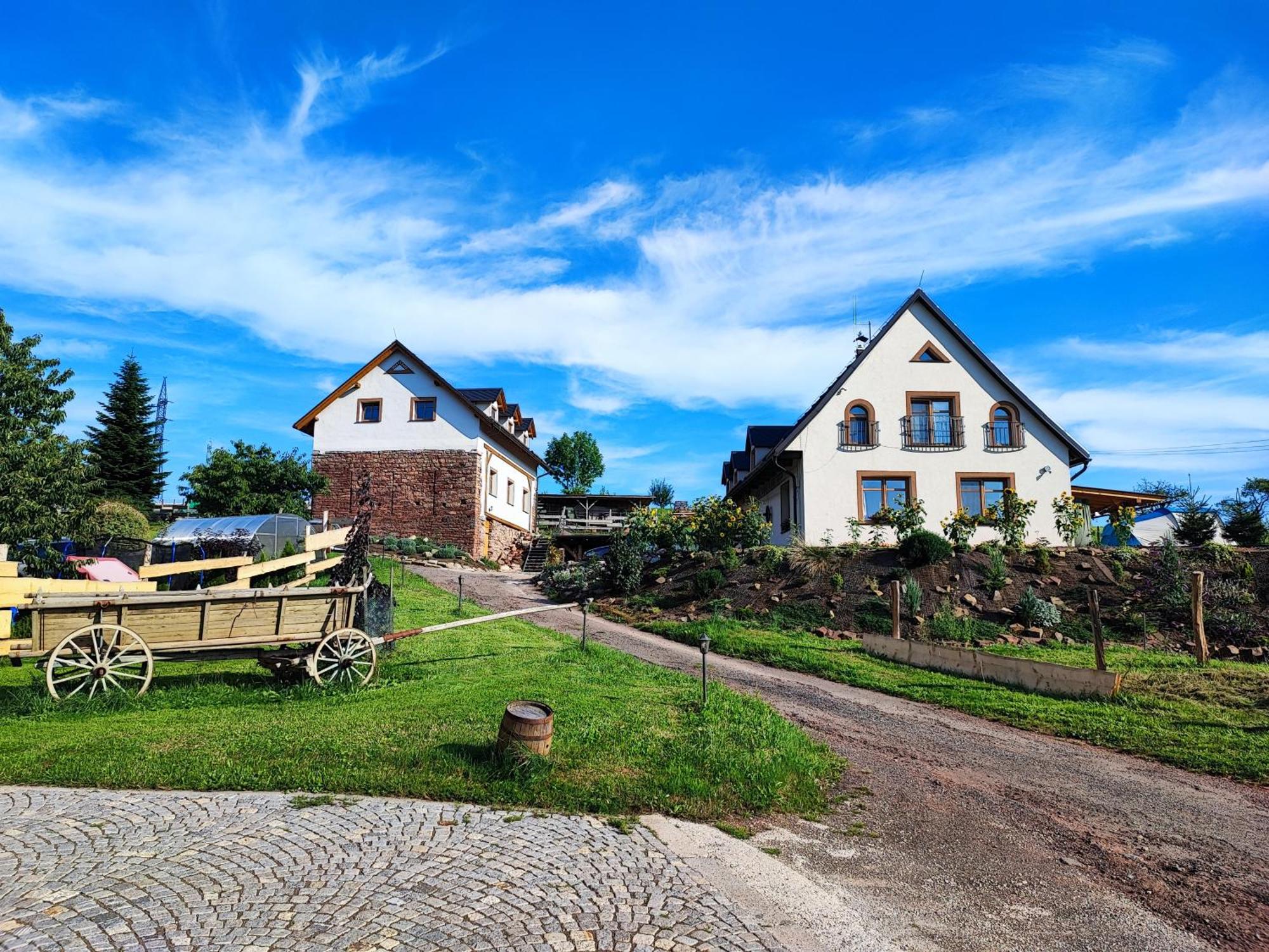 Apartman Na Statku Červený Kostelec 外观 照片